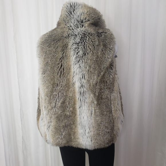 Weatherproof Garment Compant faux fur reversible vest size medium gray brown - Picture 5 of 10